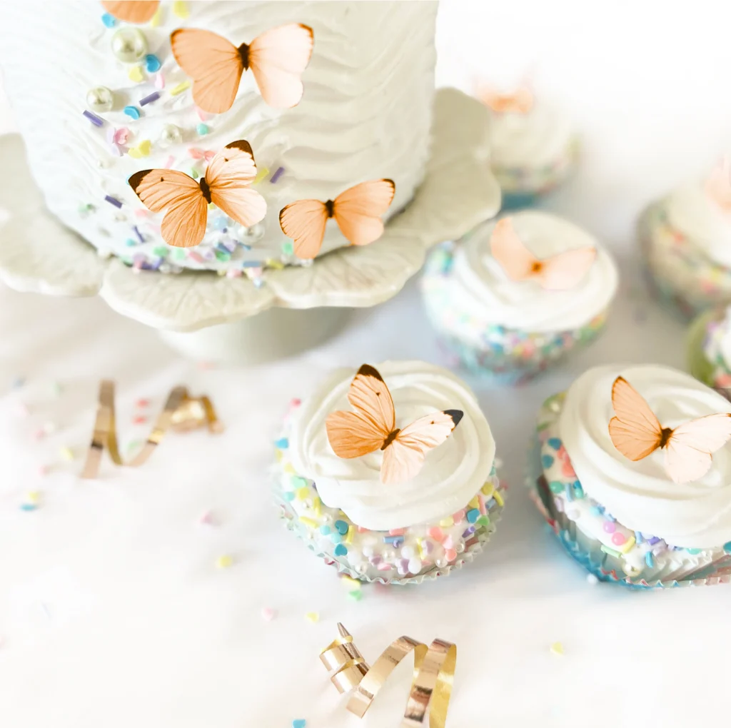 7 Things Worth Knowing About Food and Hospitality, Including Mini Cupcakes